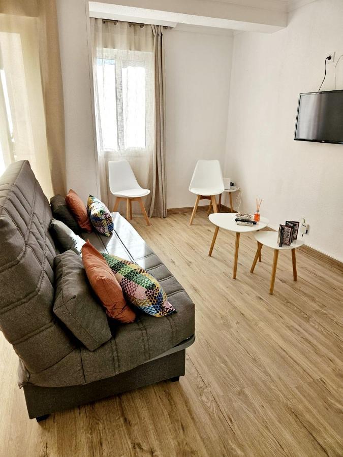 Apartamento Familiar En Triana Seville Exterior photo